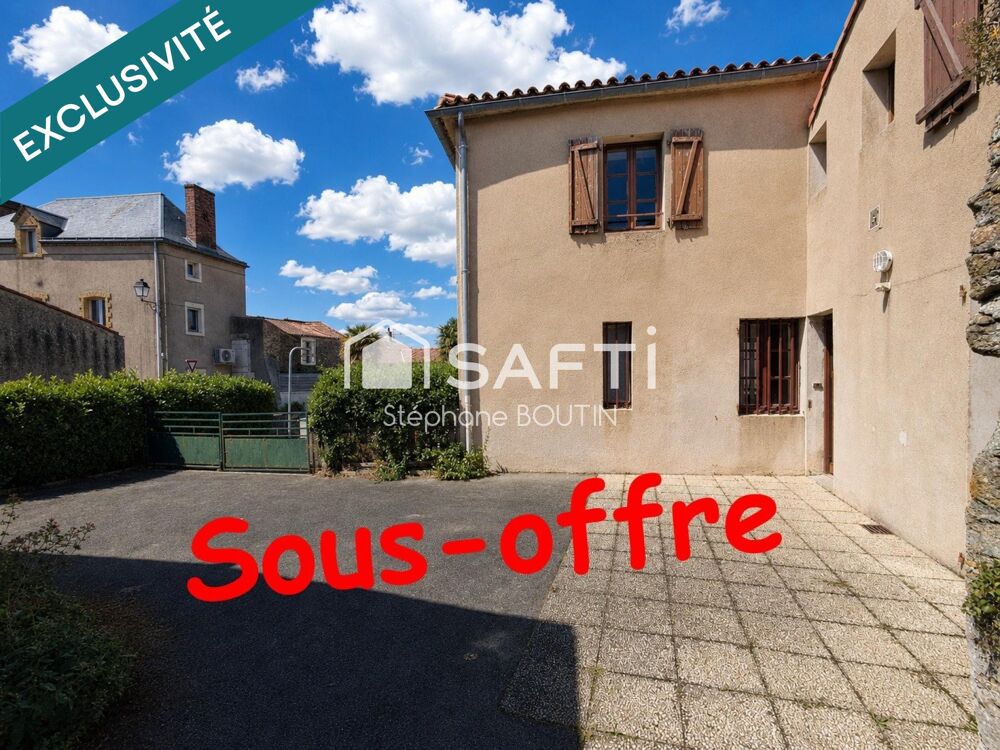 Vente Maison Maison familiale de 158 m² – 4 chambres – Garage – Centre-bourg de Sigournais Sigournais