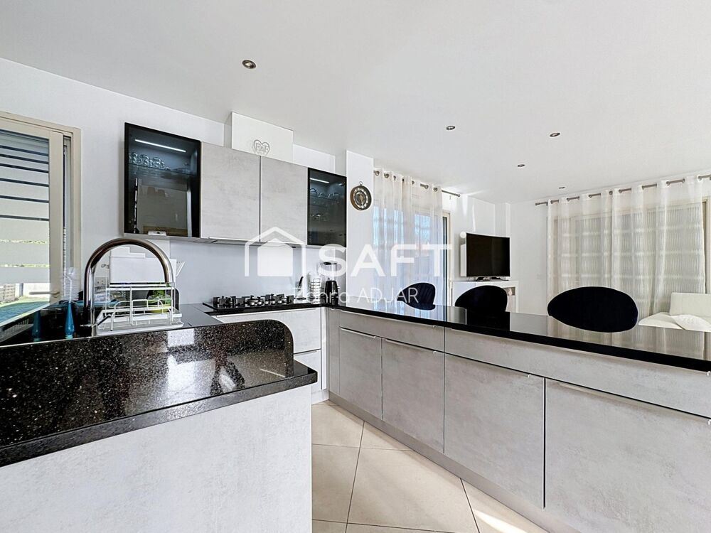 Vente Maison MAISON INDIVIDUELLE – 140 M² UTILES – 4 CHAMBRES – TERRAIN 900 M² – GRAND GARAGE 43 M² Vinantes