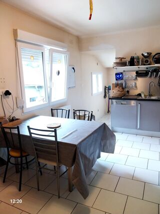  Immeuble � vendre 124 m�