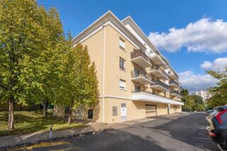 Vente Appartement Boulevard Godard : T3 lumineux avec balcon et place de parking Bordeaux