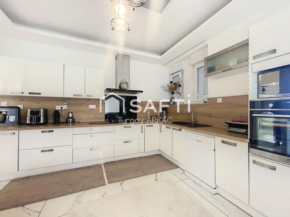 Vente Maison Charmante Maison de Caractère avec 7 chambres Les abrets en dauphine
