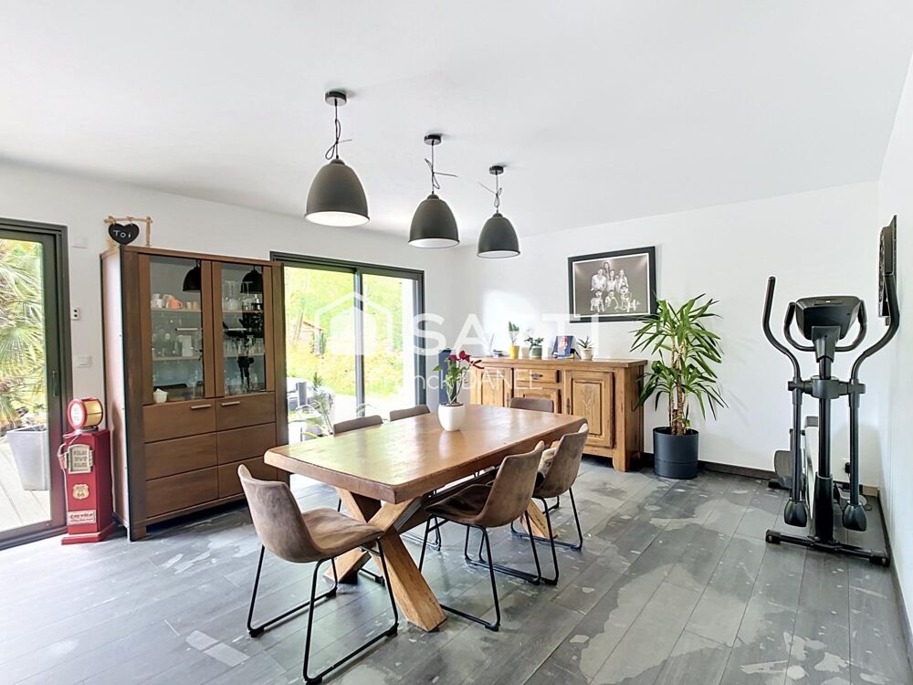 Maison 6 pièces, 5 chambres dans un terrain de 6800m2