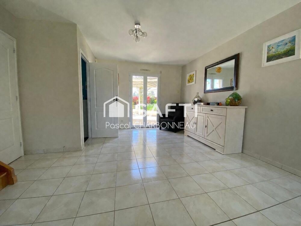 Maison moderne 4 chambres  Vie de plain-pied  Environnement calme