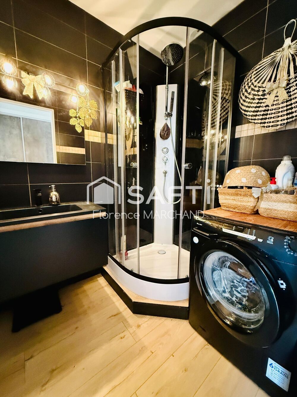 Vente Appartement CENTRE VILLE BEAU T2 VENDU MEUBLÉ  STATIONNEMENT CAVE Royan