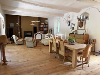  Maison à vendre 15 + pièces 523 m²