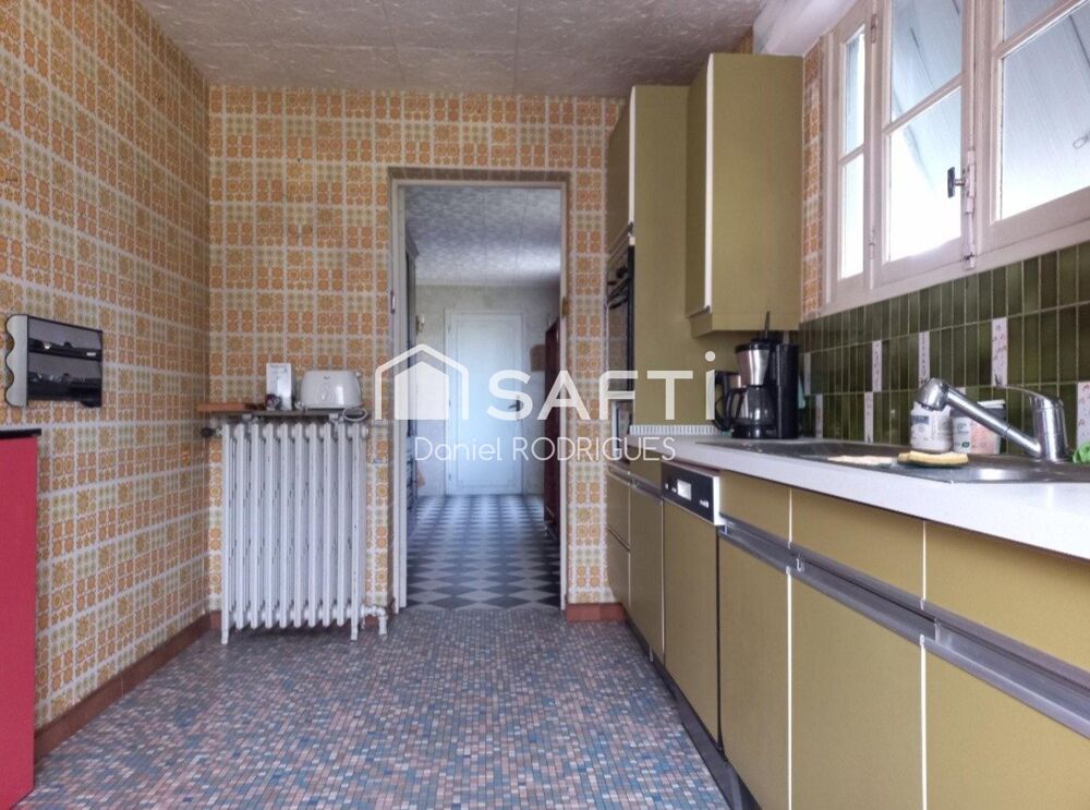 Vente Maison Maison à rénover dans le quartier de L'ARCHEVECHE Ozoir-la-ferriere