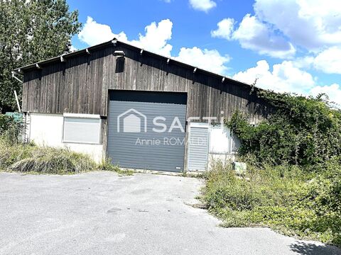 LOCAL COMMERCIAL  DE 400M2 SUR UN TERRAIN DE 625M2 200000 02540 Viels-maisons