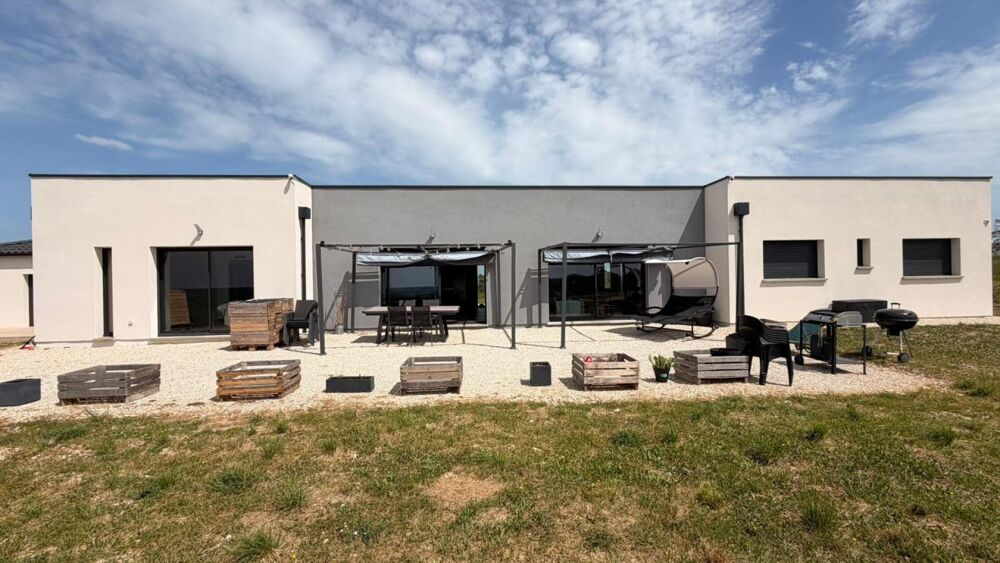 Vente Maison Propriété maison contemporaine de 193 m2, studio séparé, terrain de 5085 m² Cahors