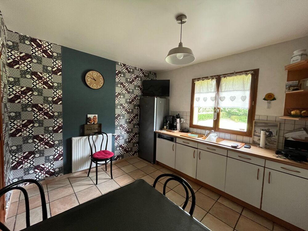 Vente Maison Maison confortable et entretenue , 4 pièces et grand terrain Yvrench