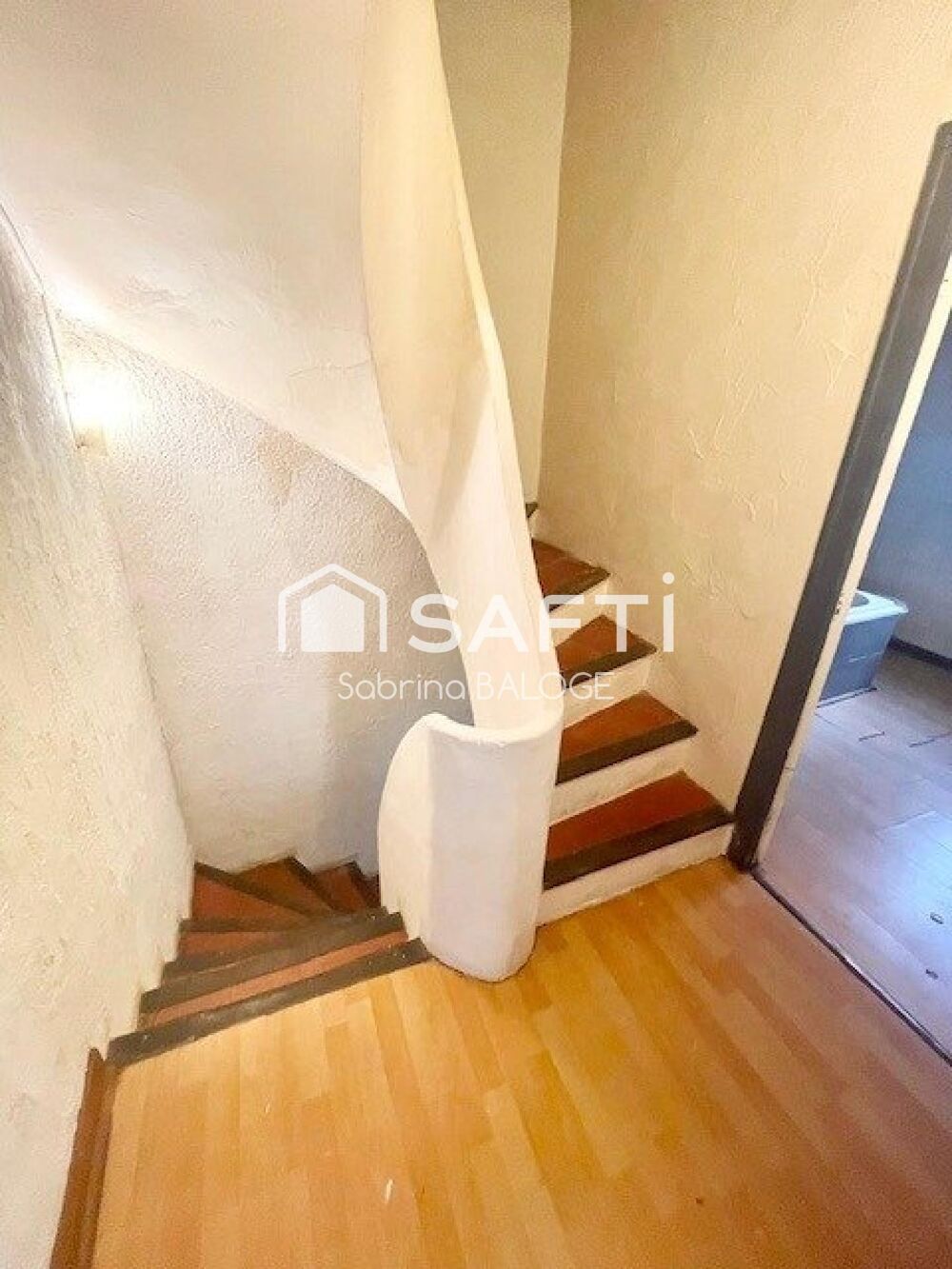 Maison à rénover plus grand espace de stockage