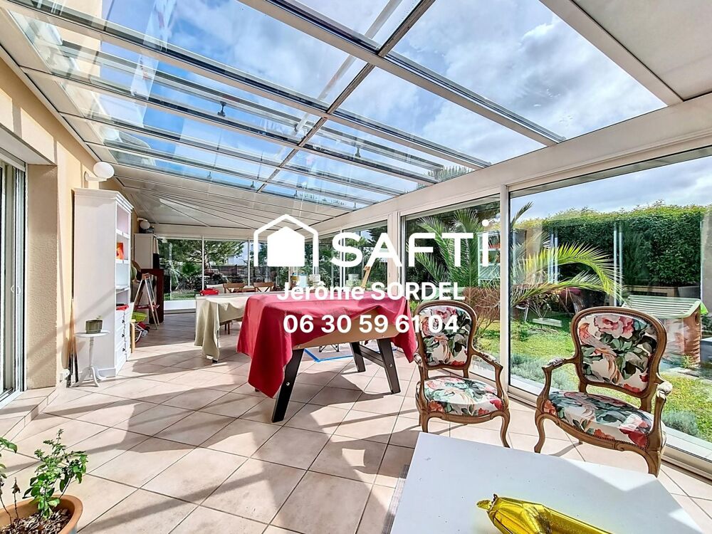 Vente Maison Maison T9 - 5 chambres - Blanquefort - 238m² Blanquefort