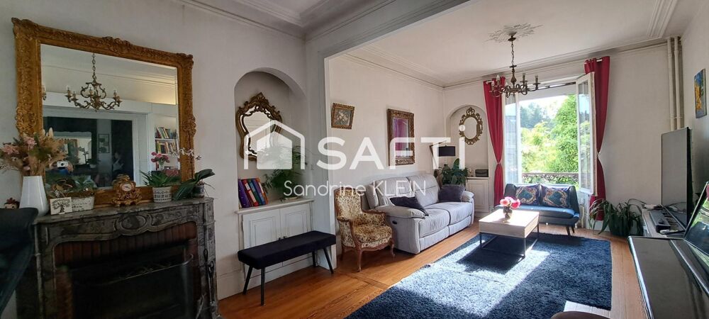 Vente Maison Maison de ville, 173 m², 9 pièces avec jardin, garage et dépendance Saint-pierre-les-nemours
