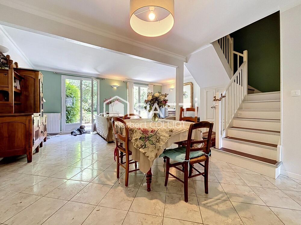Vente Maison Maison familiale, 4 chambres, garage, grand jardin Le mesnil-saint-denis