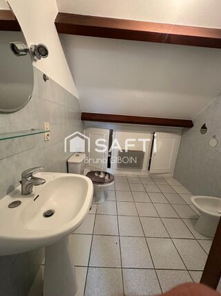  Immeuble � vendre 218 m�