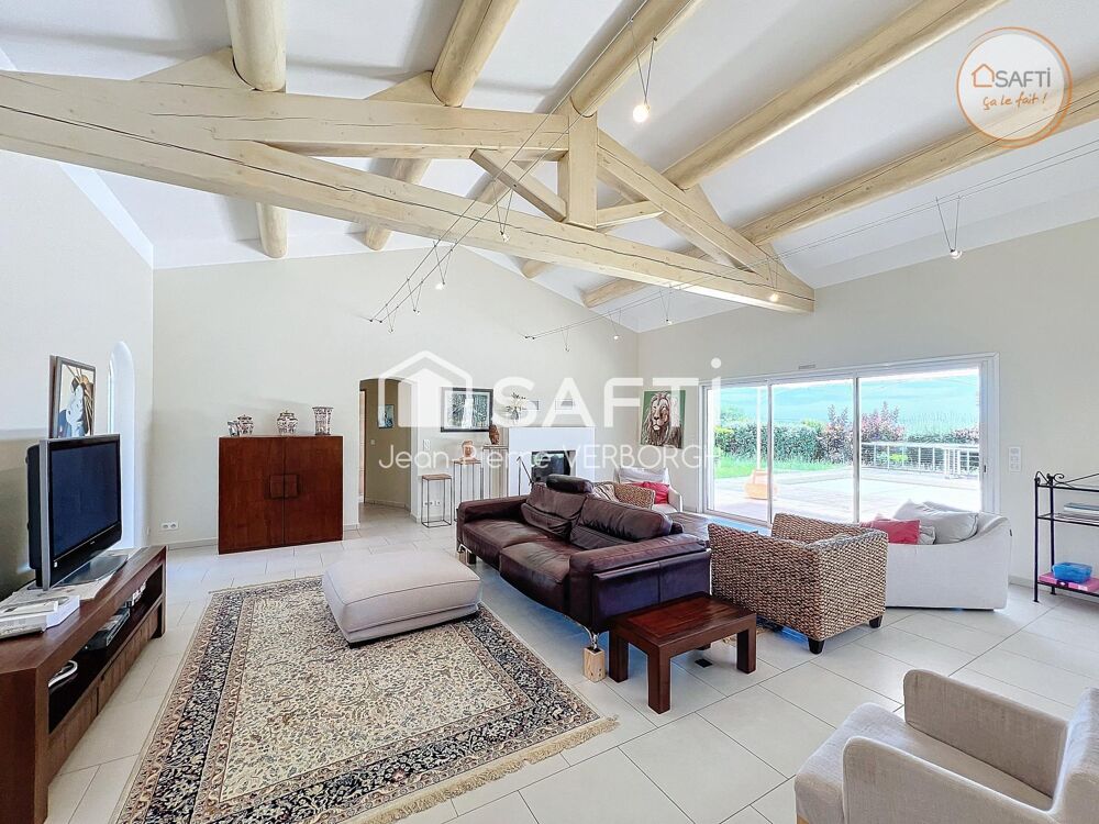 Vente Maison Villa de 170m² sur 2284m² de terrain avec piscine Moissac-bellevue