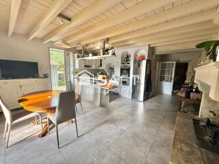  Maison à vendre 8 pièces 265 m²