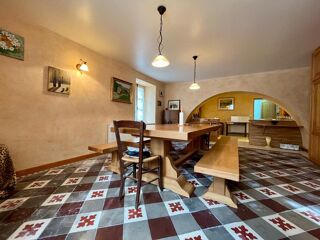  Maison à vendre 8 pièces 214 m²