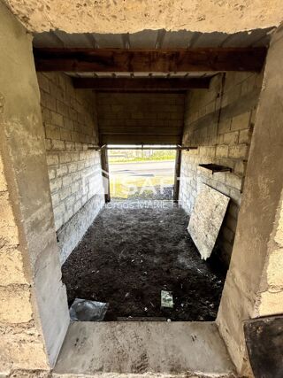  Parking / Garage à vendre 