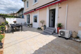  Maison � vendre 8 pi�ces 198 m�