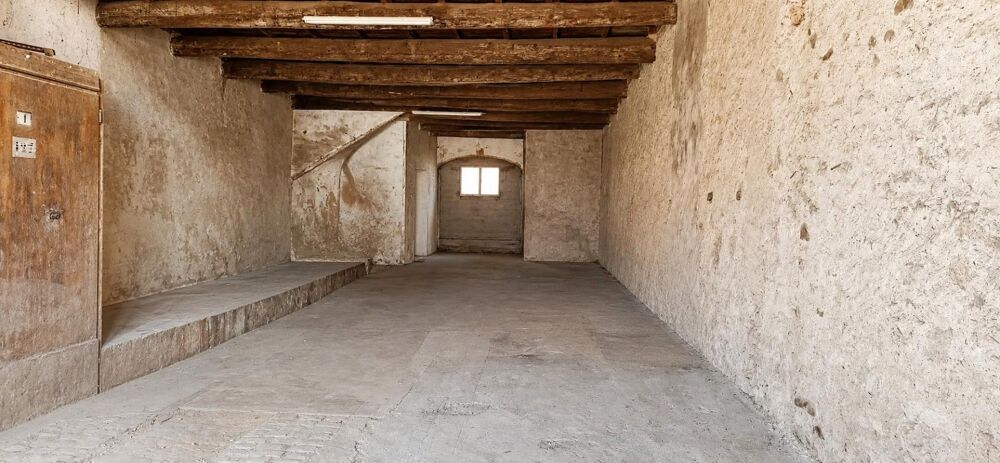 Vente Parking/Garage Grange de 386 m² à fort potentiel – Maraussan Maraussan
