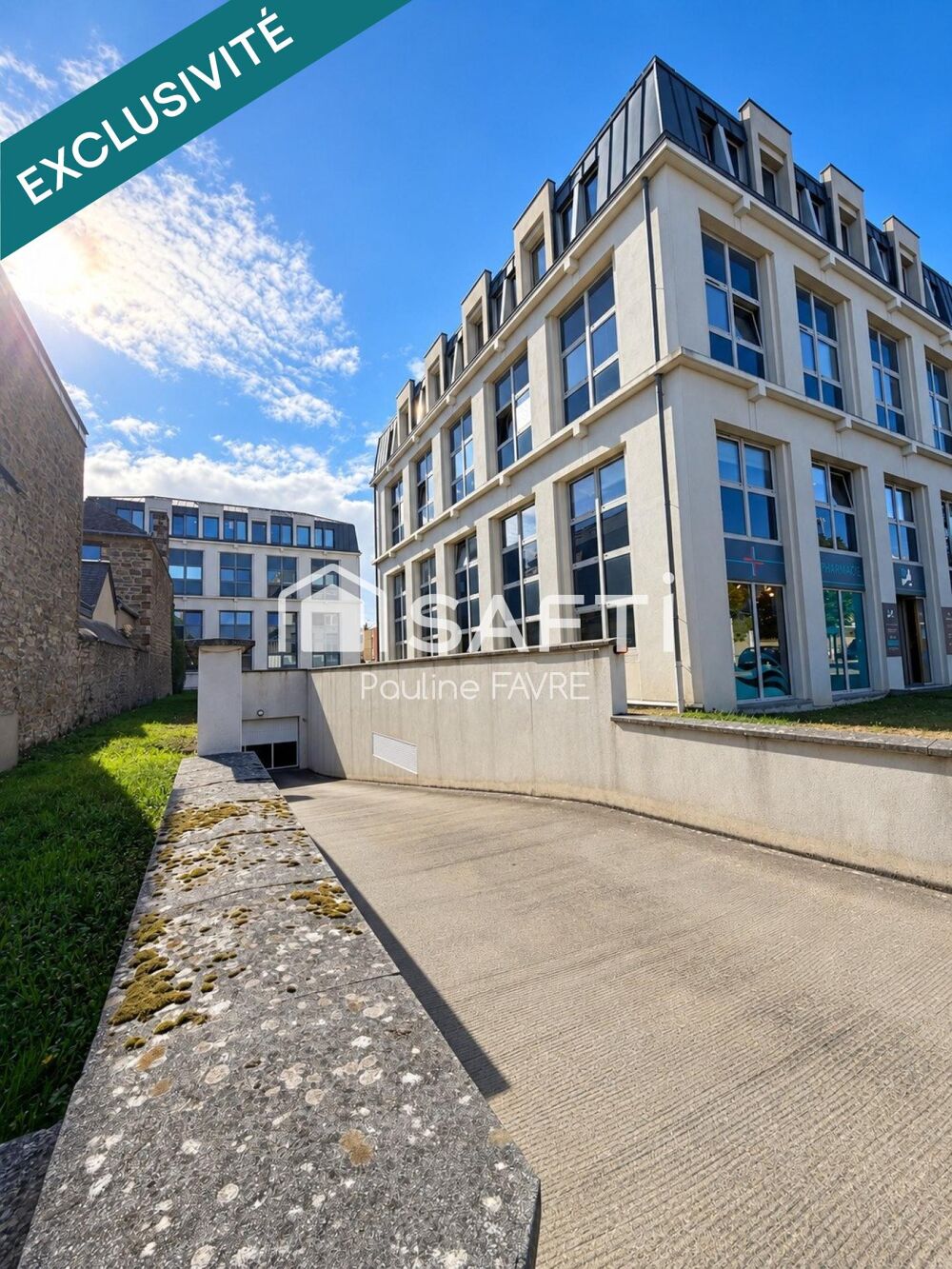 Vente Parking/Garage Deux parkings sécurisés au cœur de Dinard Dinard