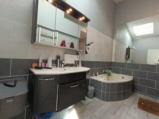 Maison à vendre 7 pièces 221 m²