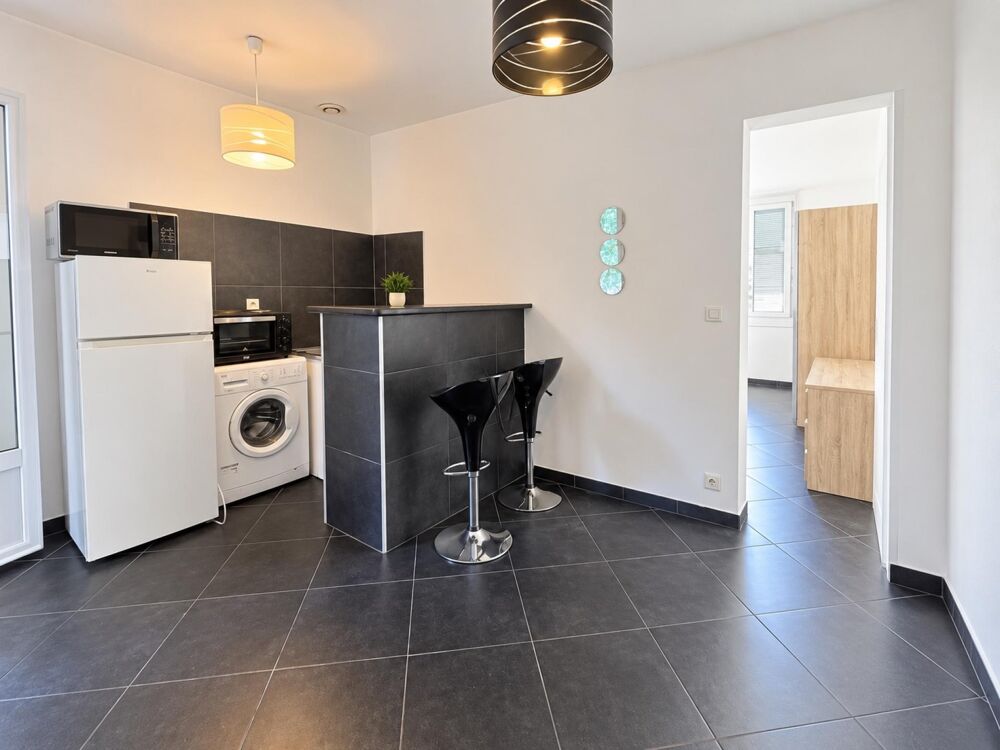 BASTIA CENTRE-VILLE  T1 BIS DE 30 M² AVEC TERRASSE  119 900 €