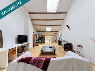 Vente Maison Maison de caractère 270 m² avec dépendance Maizeroy