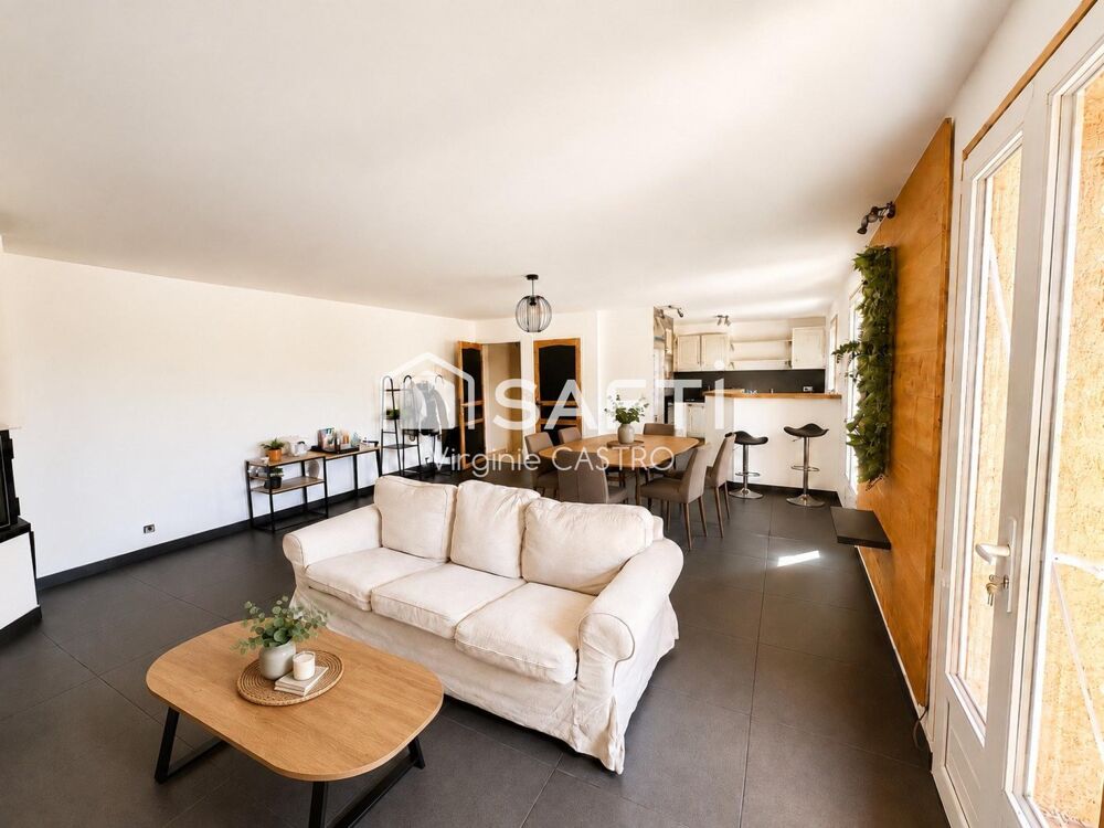 Maison 5 pièces 129 m² · à Tourrettes · 129 m² · 270 000 €