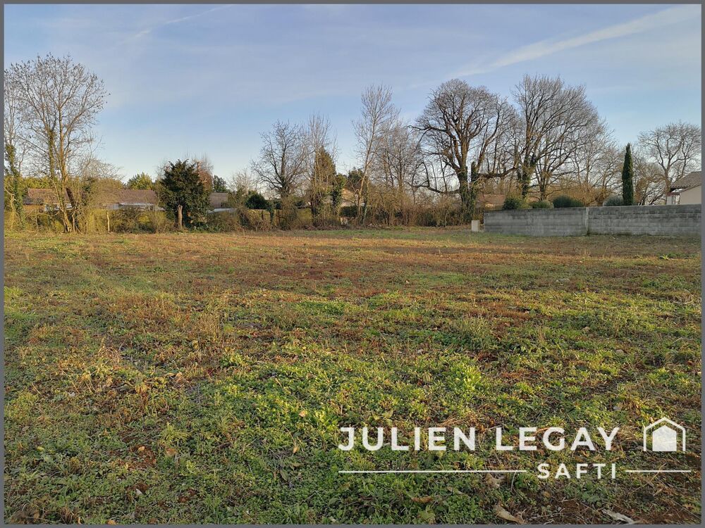 Vente Terrain BEAU TERRAIN PLAT et VIABILISE DE PLUS DE 1700 m² La creche