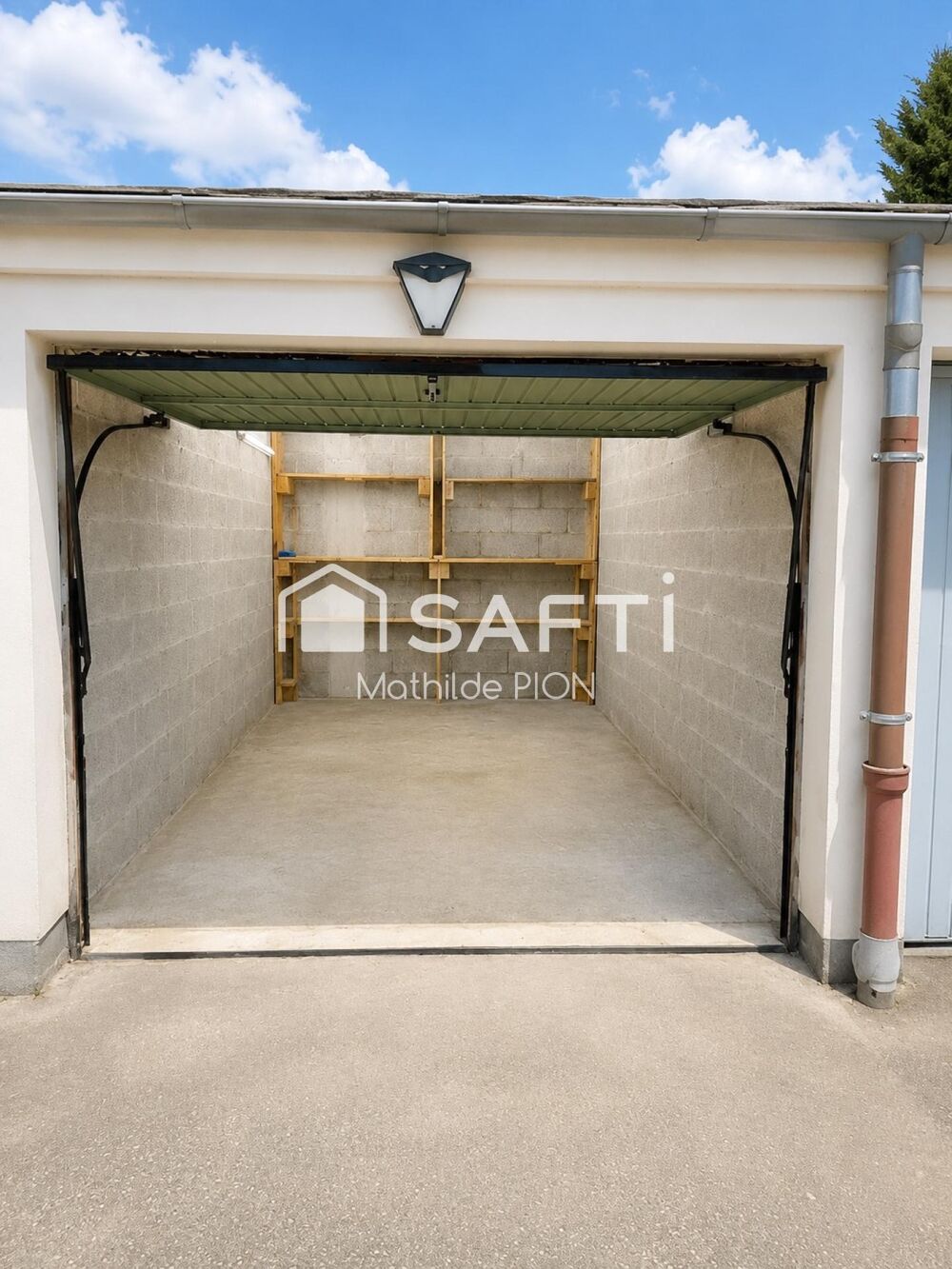 Vente Parking/Garage Garage fermé extérieur 14 m² Strasbourg