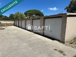  Parking / Garage  vendre 
