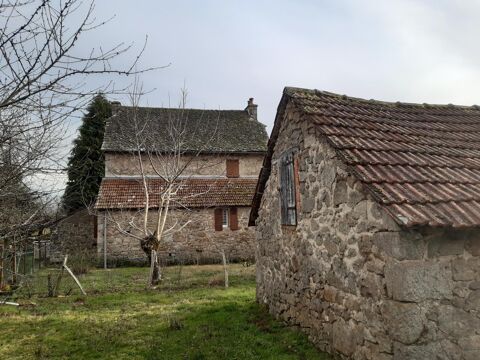   CORPS DE FERME AVEC DEPENDANCES TERRAIN ET VERGER Maison - 3 pi�ce(s) - 120 m�