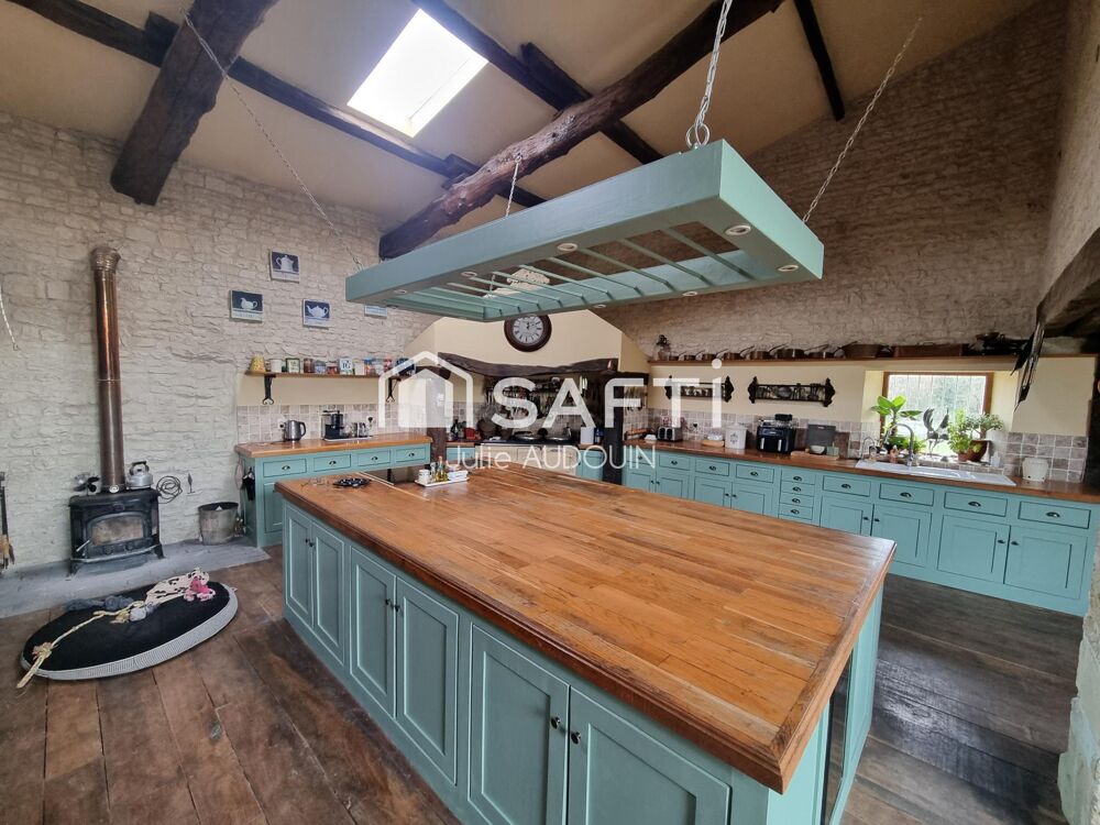 � vendre  Maison Chives (17510)