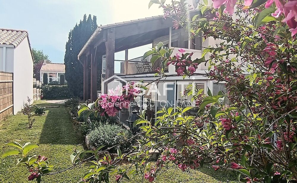 En ville d'Aizenay, maison 134m² avec 5 chambres.