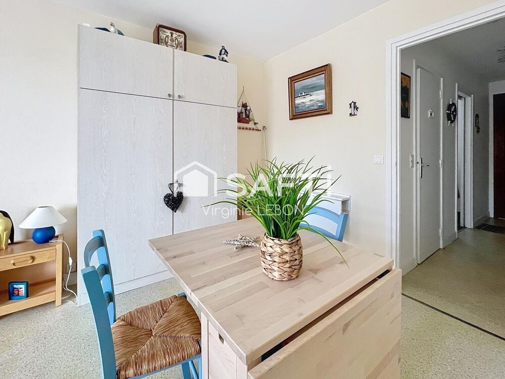LES PLAGES À 800 M À PIEDS , COMMERCES