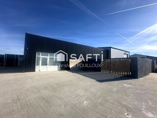  Immeuble à vendre 700 m² Benet
