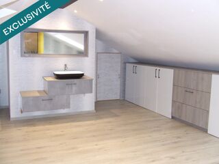  Maison  vendre 9 pices 202 m