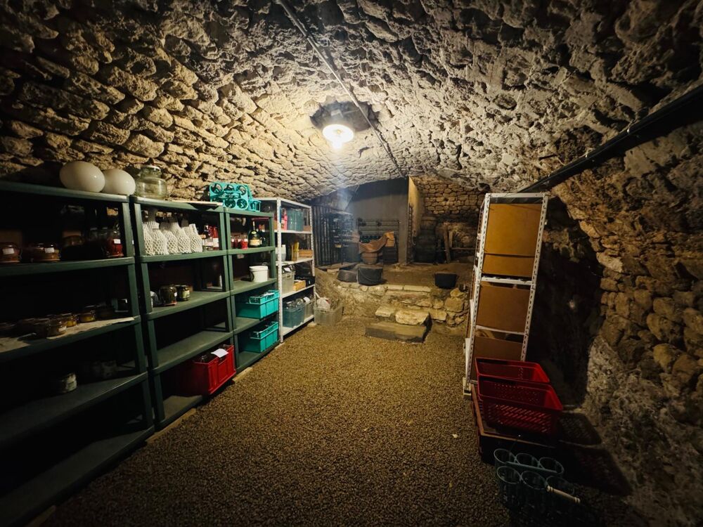 à vendre  Maison Céreste (04280)