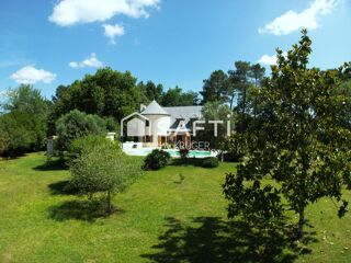  Maison à vendre 7 pièces 221 m²