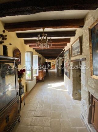  Maison � vendre 10 pi�ces 369 m�