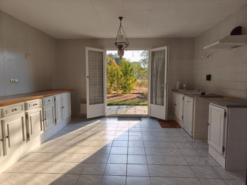Vente Maison MAISON PLAIN-PIED - TRES BON ETAT - JARDIN - CLOS Ruffec