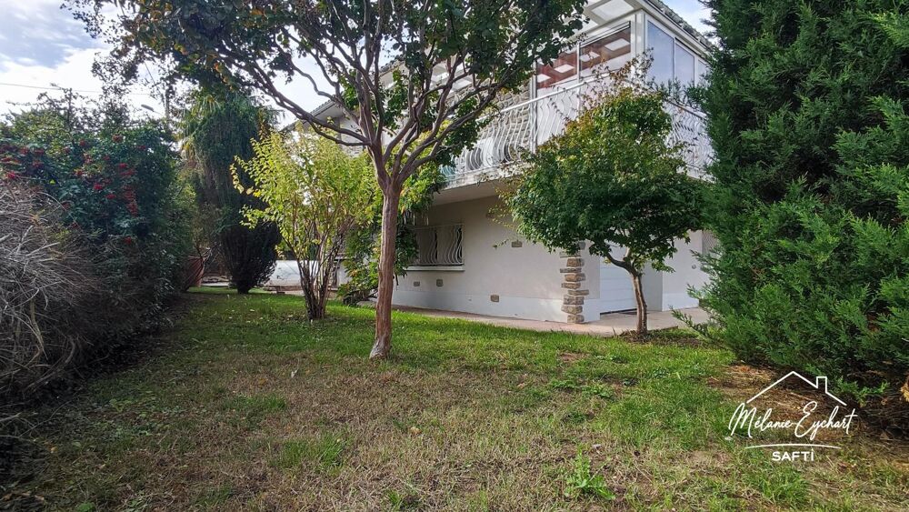 Vente Maison Maison de ville de 143 m² avec piscine, jardin arboré et grand garage - Angoulême Angouleme