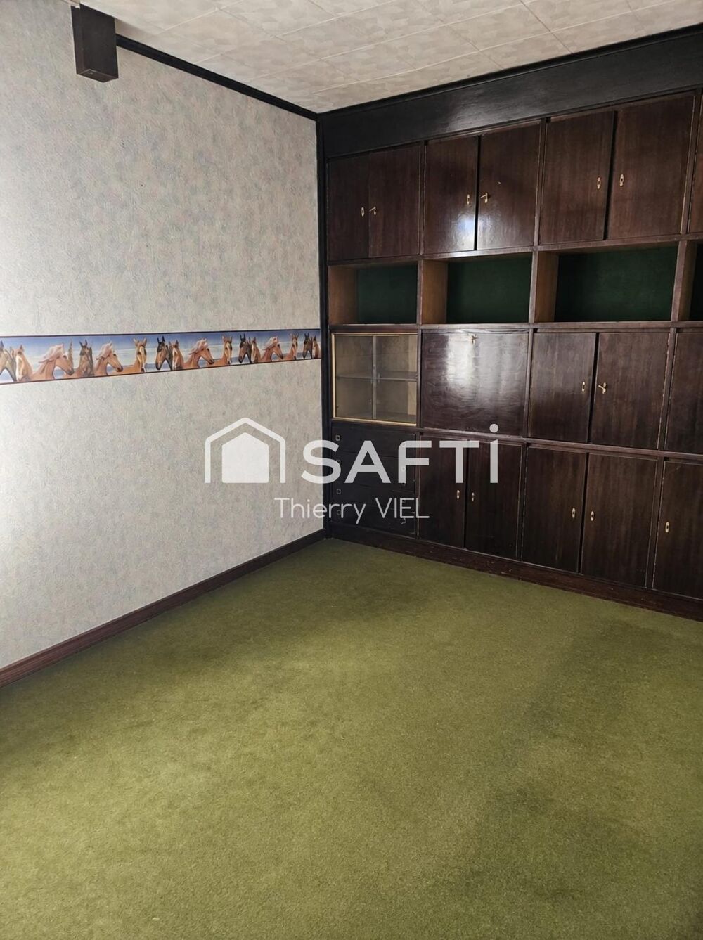MONTREUIL CENTRE - APPT 4P - 80M2 - JARDIN - A RENOVER