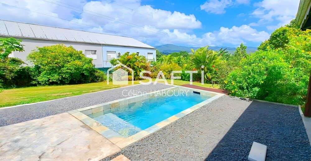 Vente Maison MAGNIFIQUE VILLA TRADITIONELLE AVEC PISCINE  AU LAMENTIN Lamentin