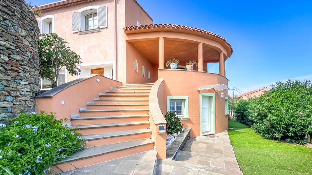 VILLA VUE MER ET PISCINE EN CORSE