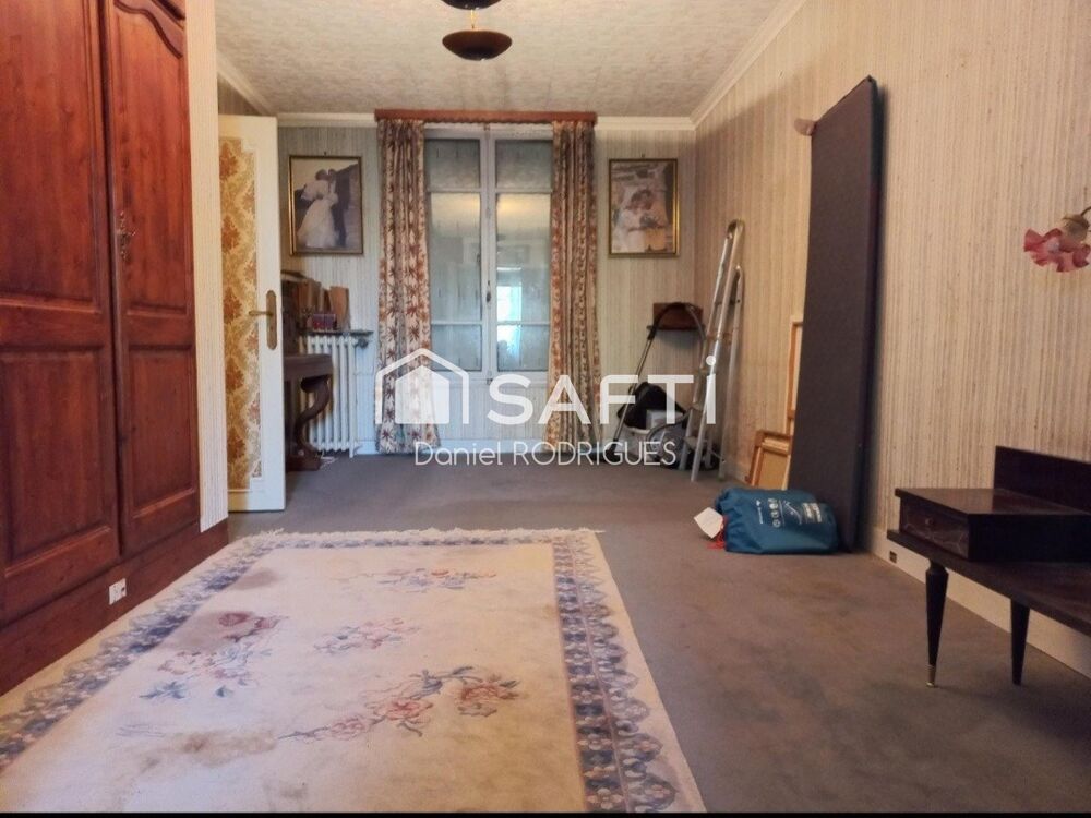 Vente Maison Maison à rénover dans le quartier de L'ARCHEVECHE Ozoir-la-ferriere