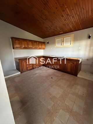  Maison  vendre 8 pices 242 m