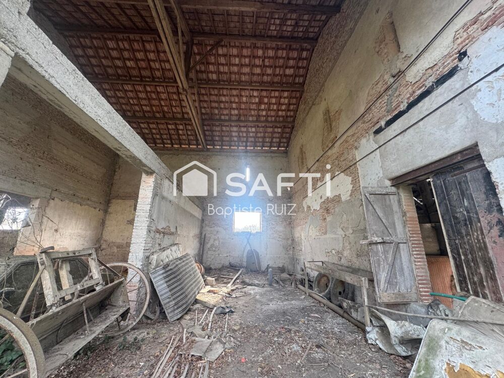 Vente Maison Ensemble de dépendances 500m2 sur 7500 de terrain Castelferrus