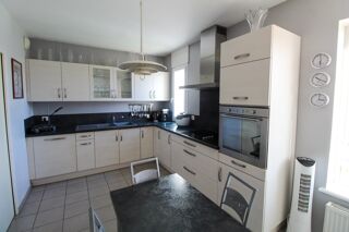  Appartement � vendre 4 pi�ces 127 m�